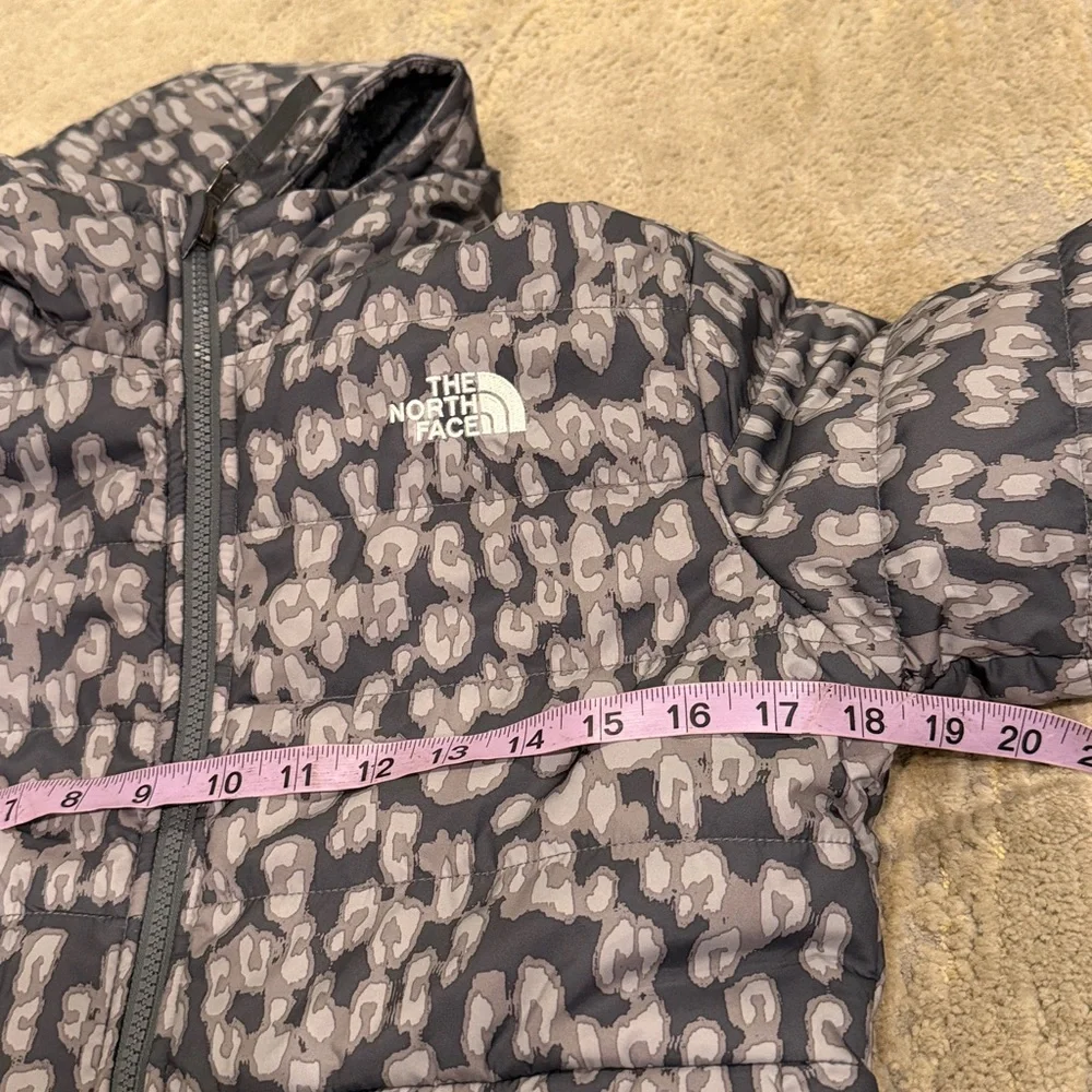 The North Face Girls Reversible Mossbud Leopard Fur Lined Winter jacket size L‎